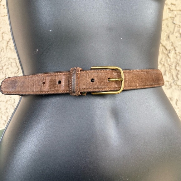 Trafalgar Other - Trafalgar Brown Leather Belt with Brass Buckle sz 38 preloved no flaws